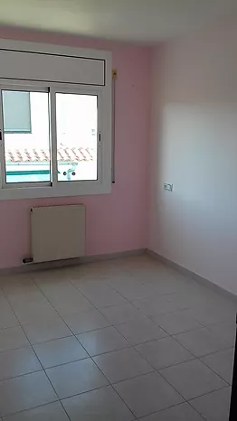 Casa en venta en L'Escala a 1 km de la playa de Riells